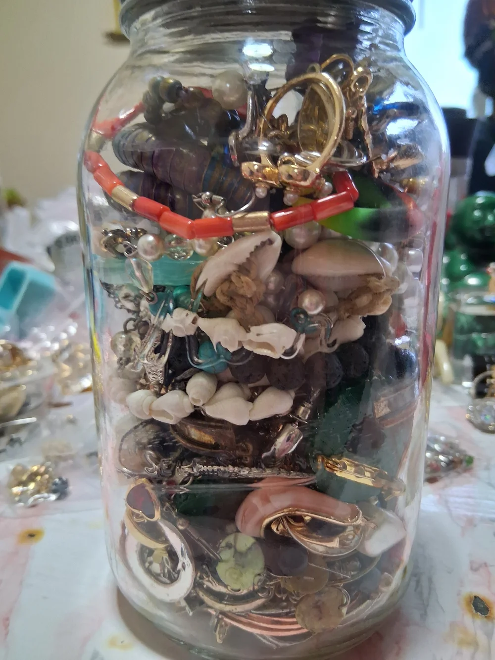 Source Unknown Turquoise, Red & Gold Mixed Women's Rings Jar